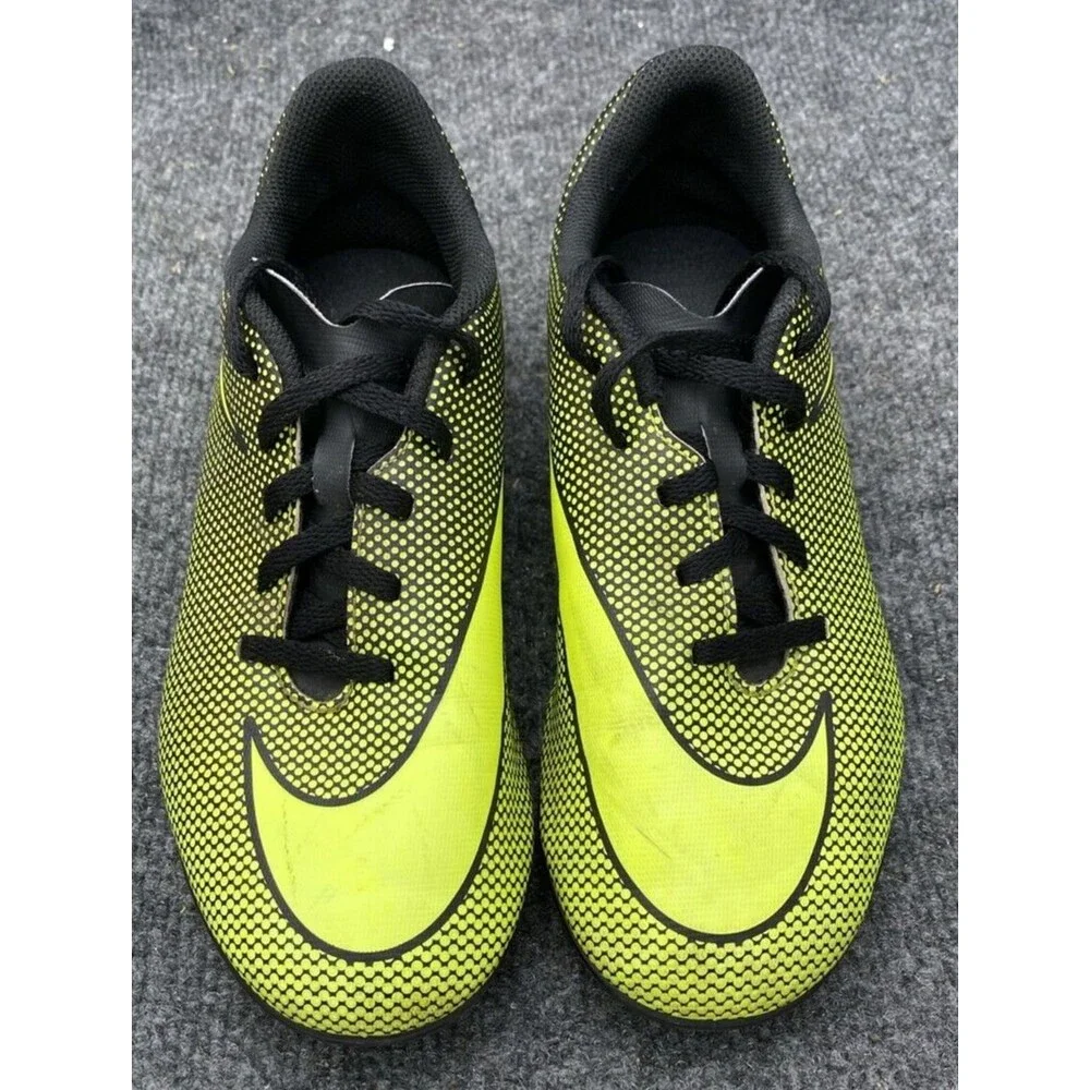 Nike Jr Bravata II FG Soccer Cleats Black Volt Yellow 844442-070 Youth 6Y